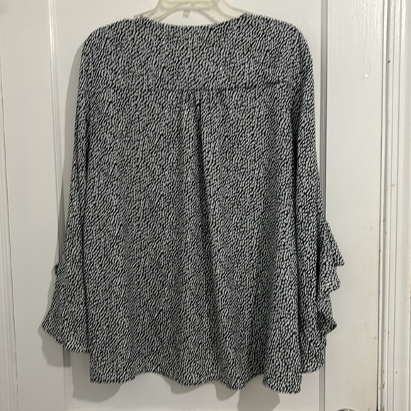 Vince Camuto, XL, black blouse with white dots - Picture 6 of 8